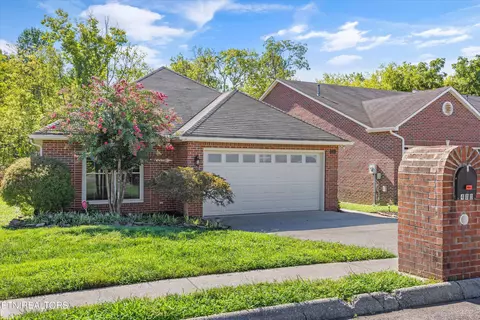 400 Creekview Ln, Knoxville, TN 37923