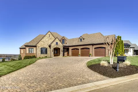 629 Southern Way, Lenoir City, TN 37772