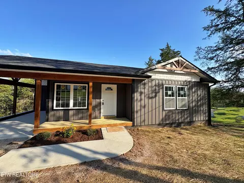 170 Granby Ln, Harrogate, TN 37752