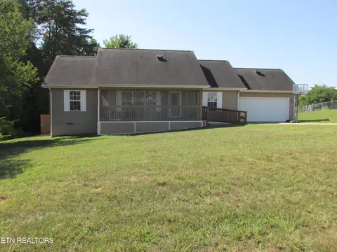 6212 Lanier Rd, Maryville, TN 37801