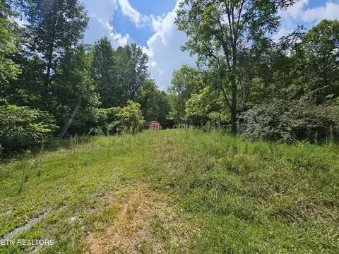 210 Brumitt Ln, Speedwell, TN 37870