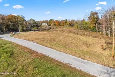 lot42 S Peninsulas Edge Dr, Smithville, TN 37166