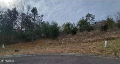 4555 Ironstone Ln, Knoxville, TN 37938