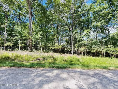 188 Albemarle Ln, Crossville, TN 38558