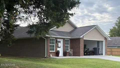 1100 Barker Dr, White Pine, TN 37890