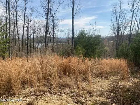 1310 N Wilkerson Rd, Knoxville, TN 37922