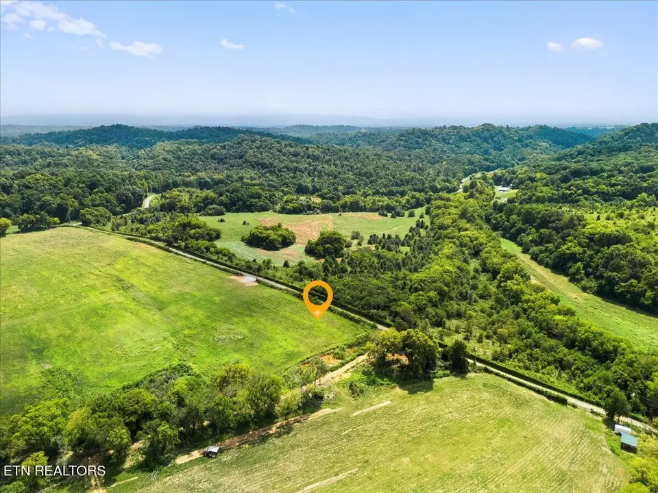  2423 Perkle Rd, Lenoir City, TN 37772 photo 13
