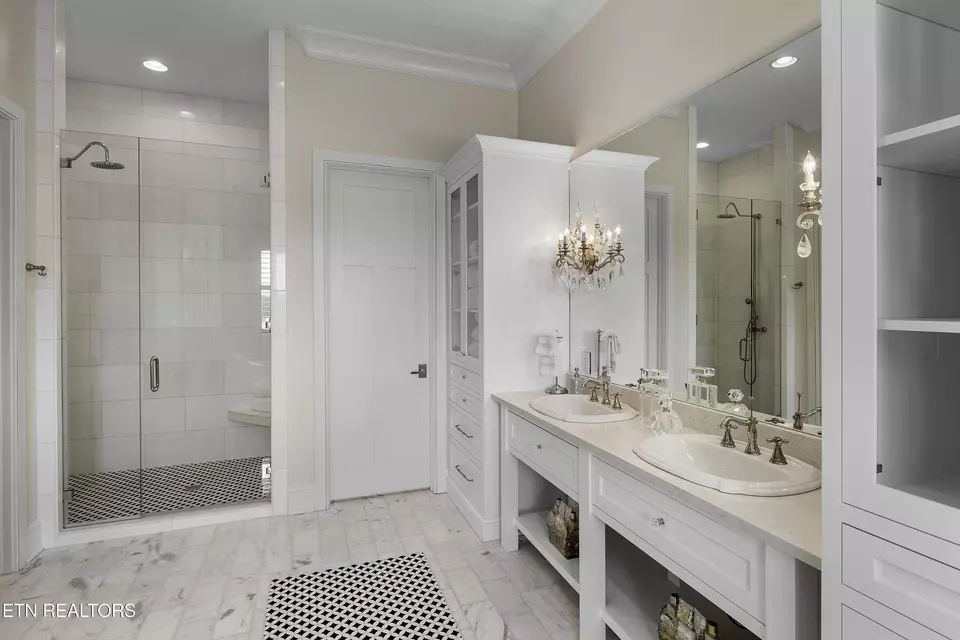 Bath - 12747 Highwick Cir, Knoxville, TN 37934 photo 2 of 8