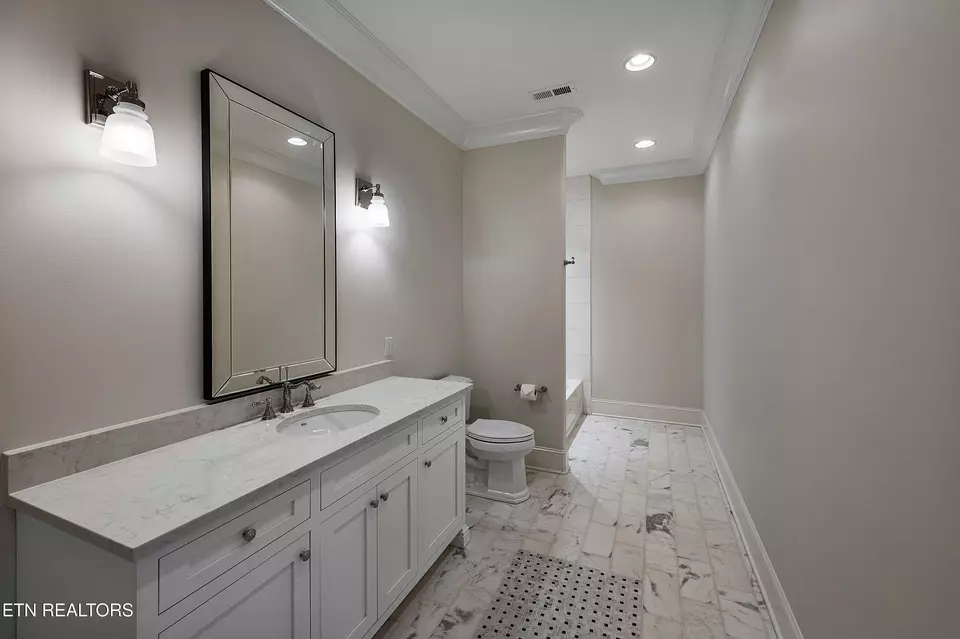 Bath - 12747 Highwick Cir, Knoxville, TN 37934 photo 5 of 8