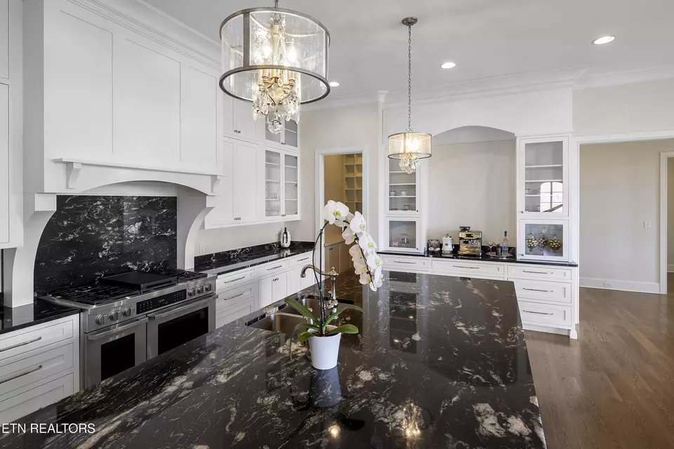 Kitchen - 12747 Highwick Cir, Knoxville, TN 37934 photo 2 of 4