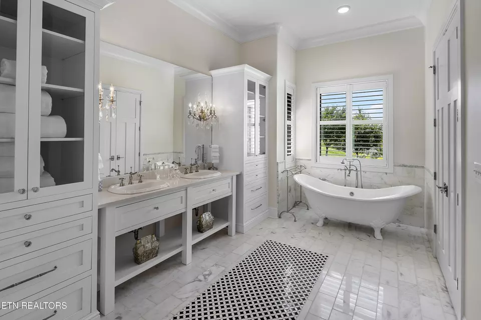 Bath - 12747 Highwick Cir, Knoxville, TN 37934 photo 1 of 8