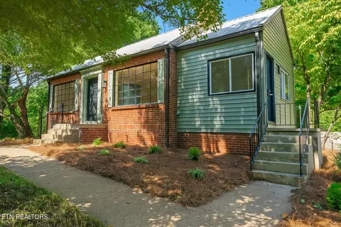 4802 Gwinfield Dr, Knoxville, TN 37920
