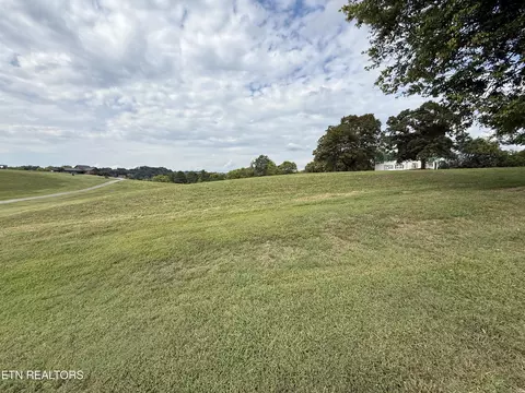 Bent Rd, Kodak, TN 37764