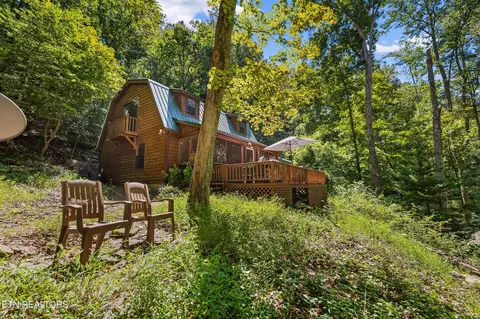 219 Liles Rd, Lenoir City, TN 37771