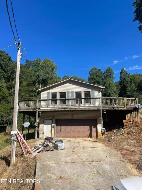 249 N Dark Hollow Rd, Andersonville, TN 37705