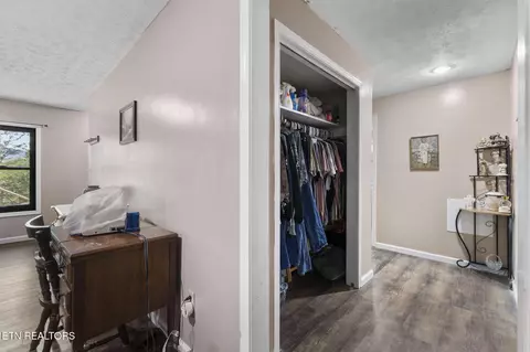 Entry Way - 3825 Dollys Dr, Sevierville, TN 37876 photo 1 of 1