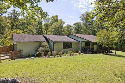 8109 Jonesboro Dr, Knoxville, TN 37920