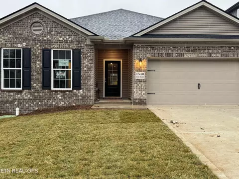 1540 Hickory Meadows Dr, Knoxville, TN 37932
