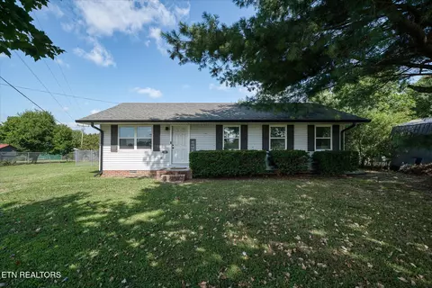 145 Willie Jarvis Rd, Sparta, TN 38583