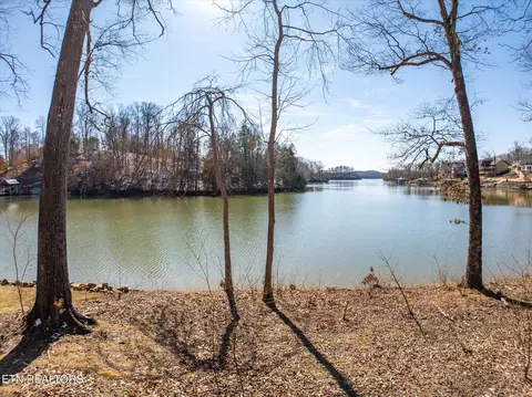 64 Edgewater Way, Ten Mile, TN 37880