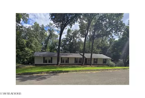 103 Neville Ln, Oak Ridge, TN 37830