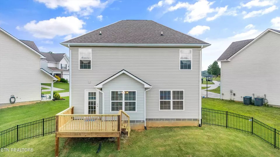 Exterior - 125 Bellas Way, Maryville, TN 37801 photo 3 of 4