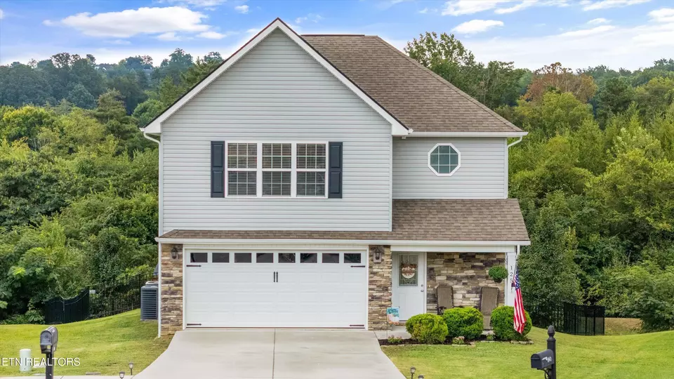 Exterior - 125 Bellas Way, Maryville, TN 37801 photo 1 of 4