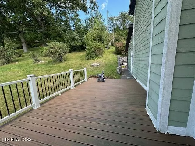 Exterior - 135 NE Modoc Ave, Wise, VA 24293 photo 2 of 7