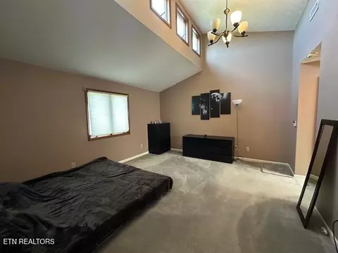 Bedroom - 135 NE Modoc Ave, Wise, VA 24293 photo 1 of 5