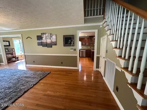 Entry Way - 135 NE Modoc Ave, Wise, VA 24293 photo 5 of 5