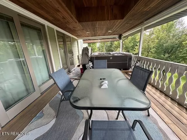 Exterior - 135 NE Modoc Ave, Wise, VA 24293 photo 6 of 7