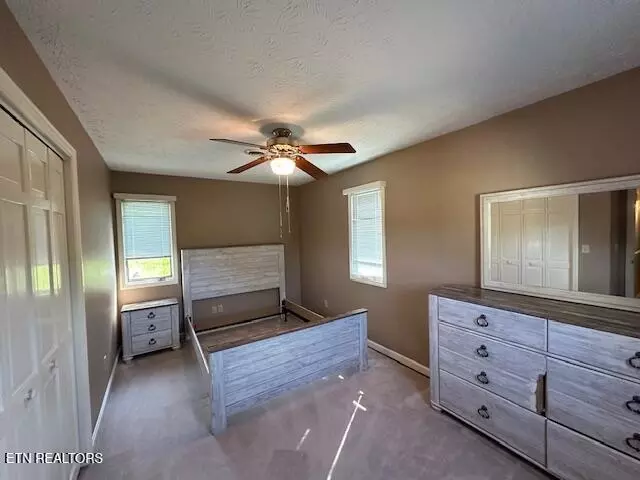 Bedroom - 135 NE Modoc Ave, Wise, VA 24293 photo 4 of 5