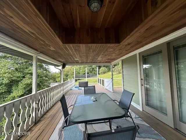 Exterior - 135 NE Modoc Ave, Wise, VA 24293 photo 5 of 7