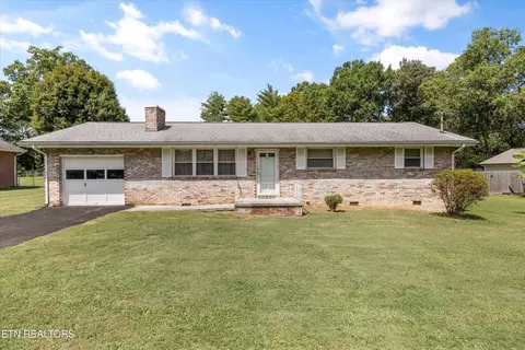 1103 Adair Dr, Knoxville, TN 37918