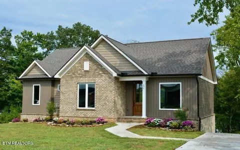 404 Cheyenne Trl, Seymour, TN 37865