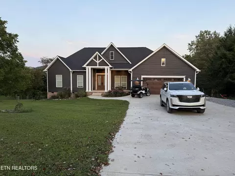 400 Melody Ln, New Tazewell, TN 37825