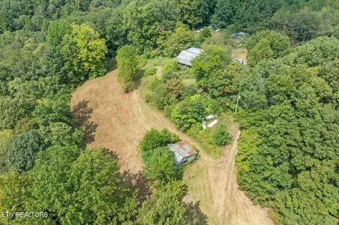 225 Richardson Ln, Gainesboro, TN 38562