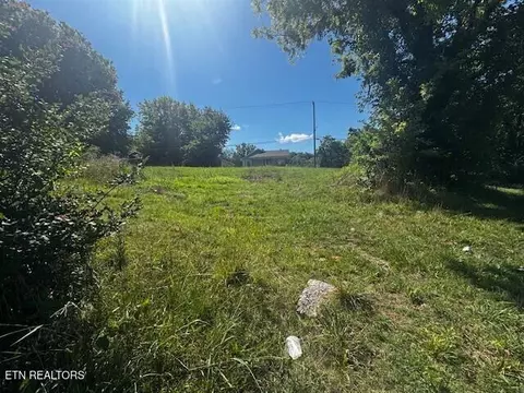 2743 Wilson Ave, Knoxville, TN 37914
