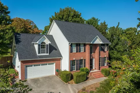 1117 Twin Hill Ln, Knoxville, TN 37932