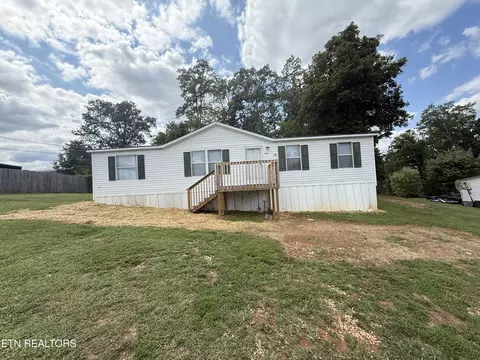 839 Bruner Rd, Strawberry Plains, TN 37871