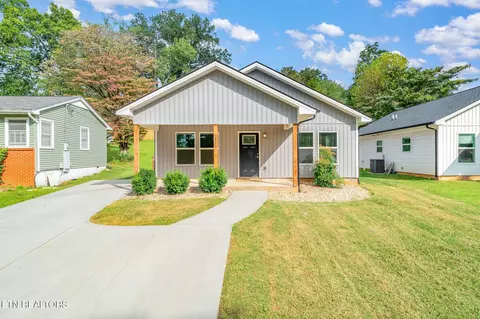 2823 Carson Ave, Knoxville, TN 37917