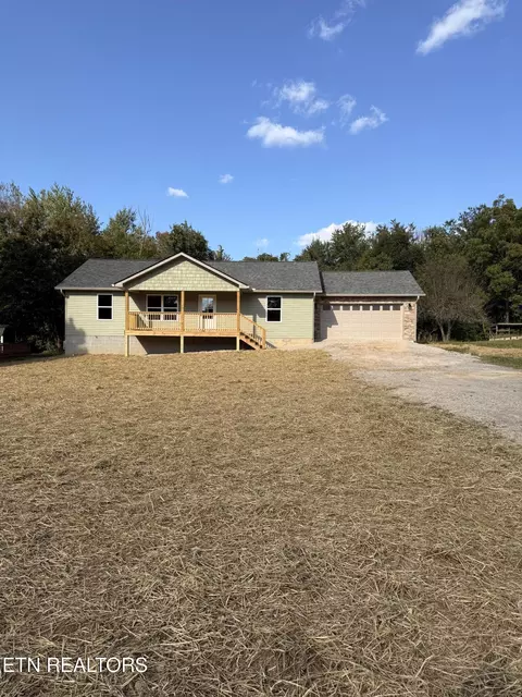99 Justice St, Crossville, TN 38555