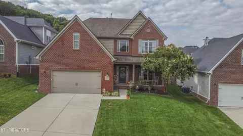 1823 Shadyside Ln, Knoxville, TN 37922
