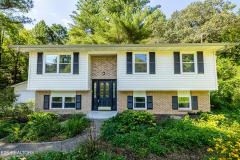 6212 Handley Ln, Knoxville, TN 37921