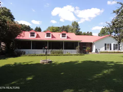441 Klondike Cir, Kodak, TN 37764