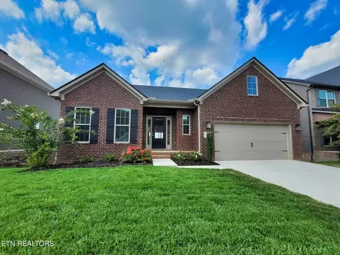 2103 Antelope Ln, Knoxville, TN 37932