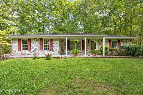 161 Milligan Ln, Clinton, TN 37716
