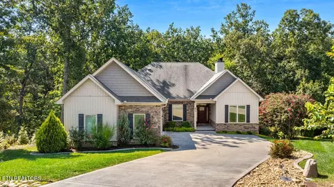 111 Osage Ct, Loudon, TN 37774