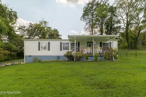 415 Hollingsworth Cir, Clinton, TN 37716