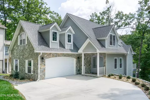 43 Overlook Cir, Crossville, TN 38558